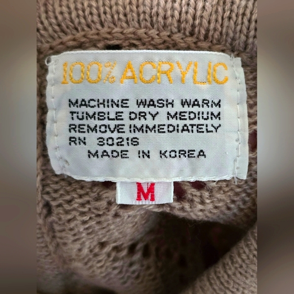 Vintage Elegant Acrylic Tan Sweater - Picture 7 of 7